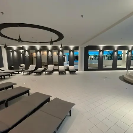 Hanza Tower Gold 19th Floor * 슈체친