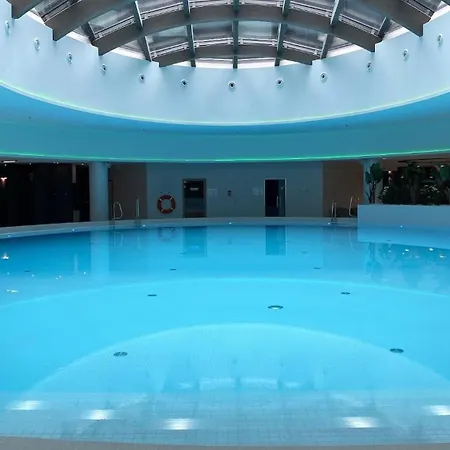 아파트 Hanza Tower Gold 19th Floor *