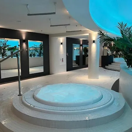 아파트 Hanza Tower Gold 19th Floor 슈체친