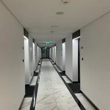 Hanza Tower Gold 19th Floor *