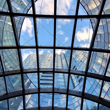 Hanza Tower Gold 19th Floor 아파트 *