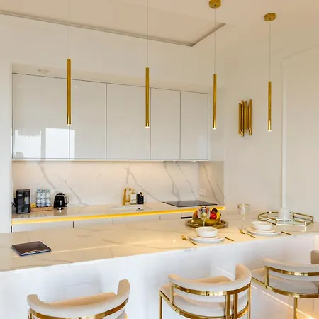 Hanza Tower Gold 19th Floor 슈체친