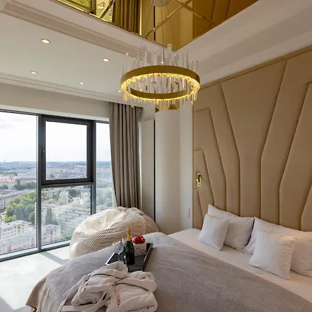 Hanza Tower Gold 19th Floor Apartamento