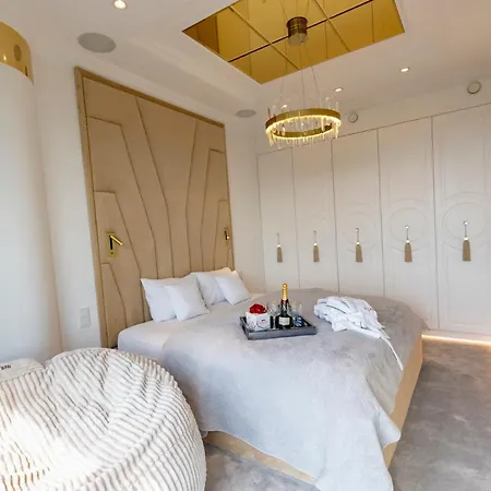 Hanza Tower Gold 19th Floor Apartamento Estetino