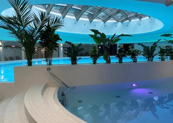 Hanza Tower Gold 19th Floor *