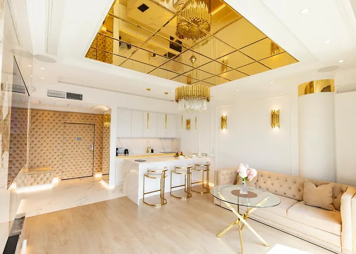 Hanza Tower Gold 19th Floor Apartamento *